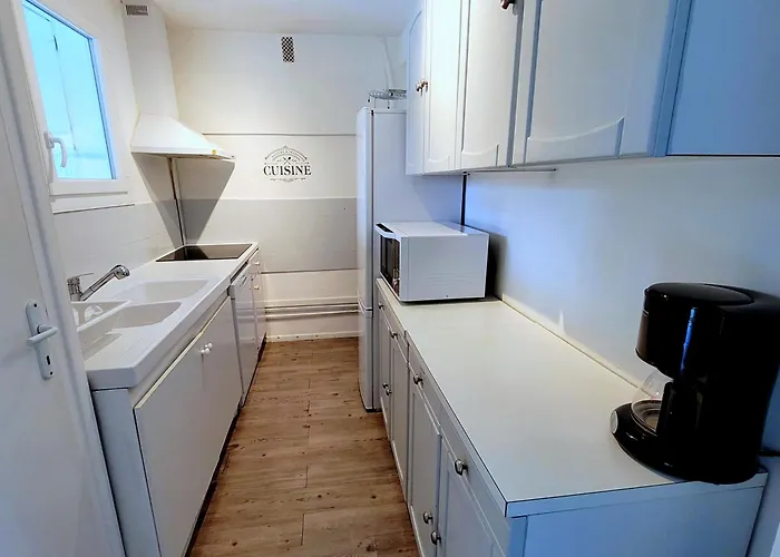 Avec Jardin A Villa *