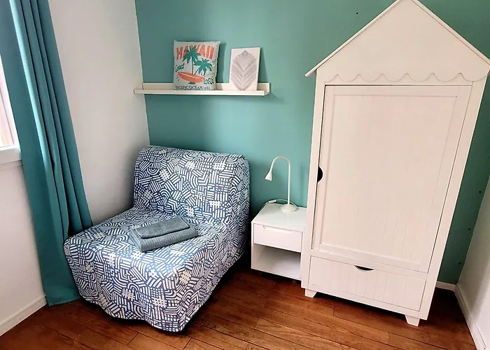 Villa Avec Jardin A *